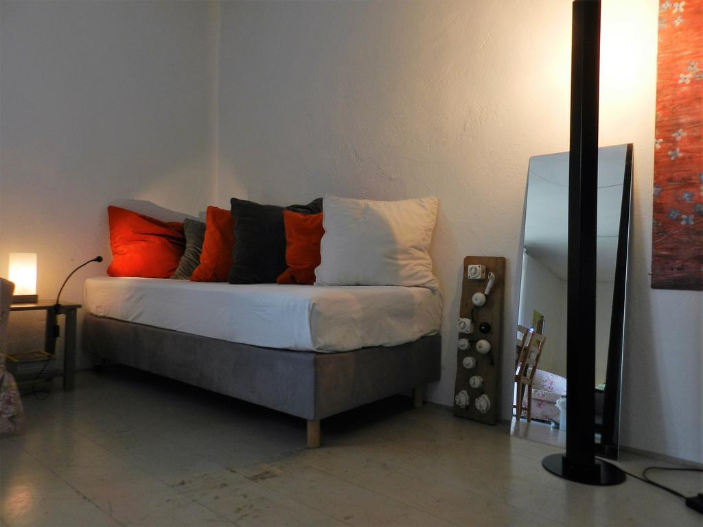 Blue Wall Bnb Gebenstorf Luaran gambar